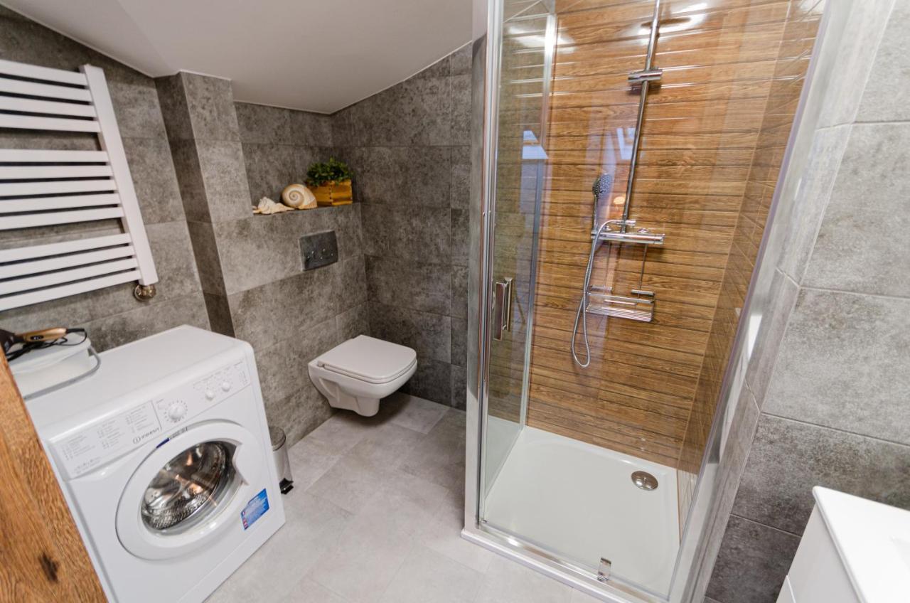 Bronowicka Premium Apartment - 52M2 With Private Parking クラクフ エクステリア 写真