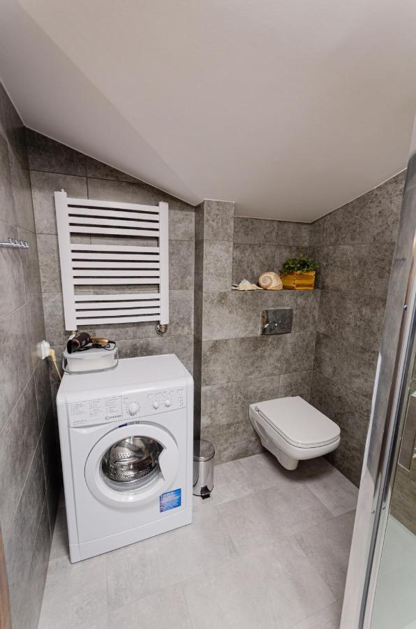 Bronowicka Premium Apartment - 52M2 With Private Parking クラクフ エクステリア 写真