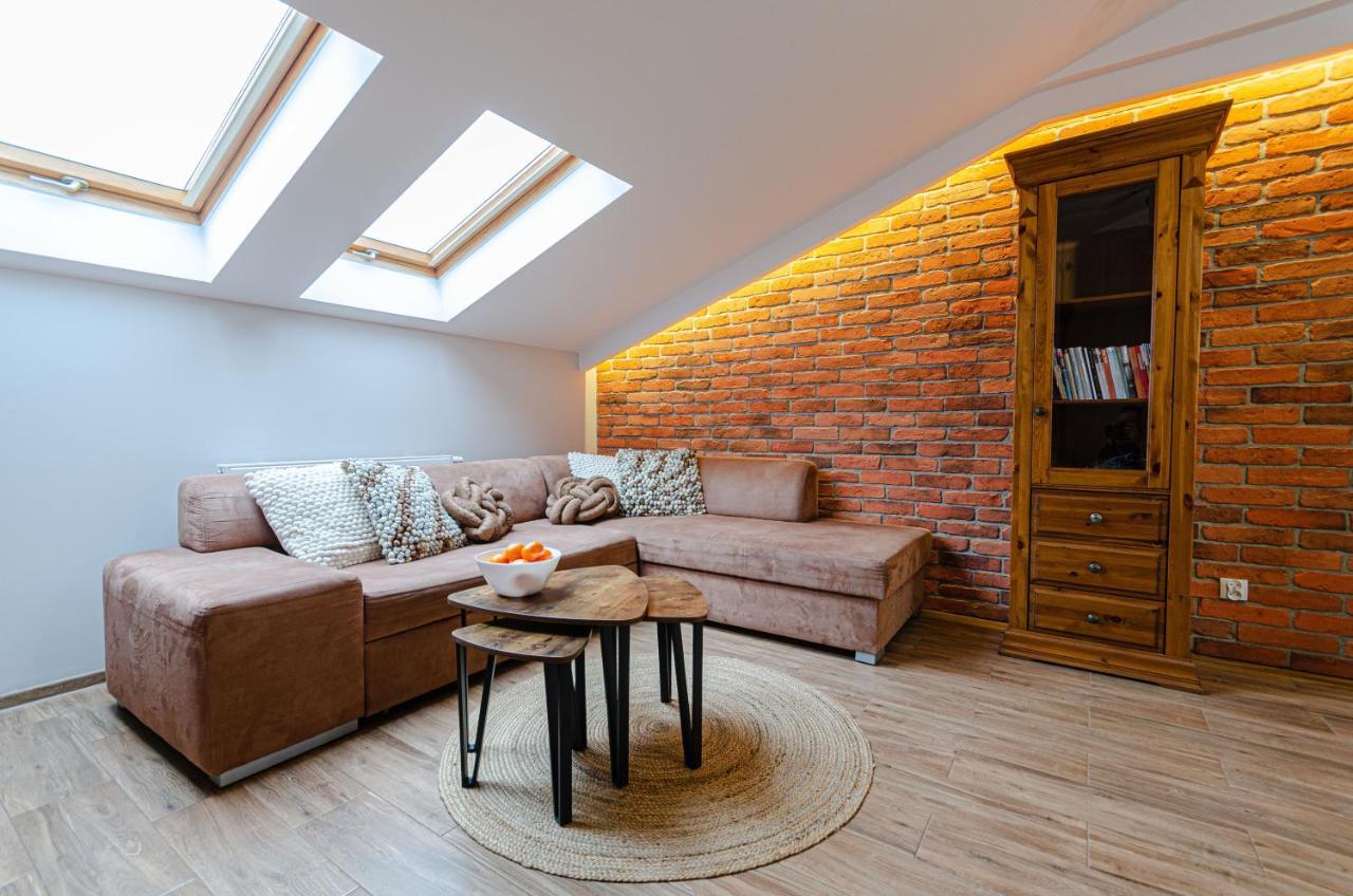 Bronowicka Premium Apartment - 52M2 With Private Parking クラクフ エクステリア 写真