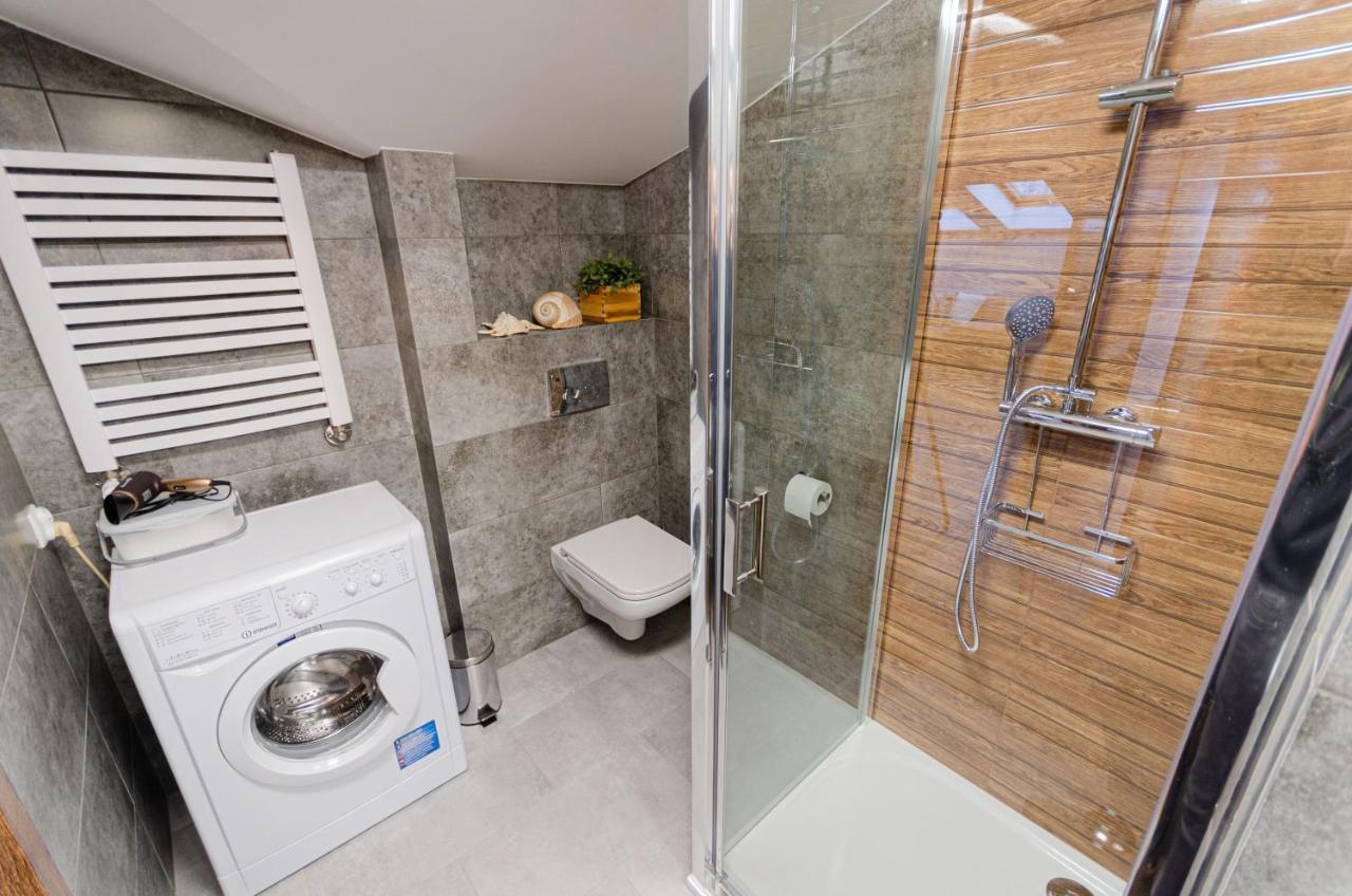 Bronowicka Premium Apartment - 52M2 With Private Parking クラクフ エクステリア 写真