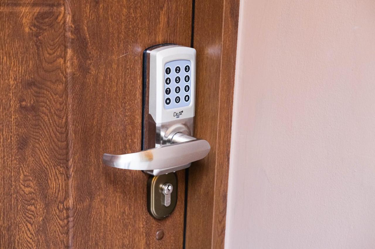 Bronowicka Premium Apartment - 52M2 With Private Parking クラクフ エクステリア 写真